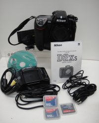 Nikon D2Xs Digital SLR Camera