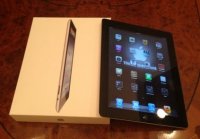 Apple iPad 3rd Generation 16GB, Wi-Fi + 4G (Unlocked), 9.7in