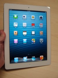 Apple iPad 4th Generation with Retina Display 32GB, Wi-Fi 9.7in
