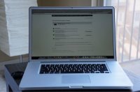 Apple MacBook Pro 17" Laptop - MC227LL/A (June, 2009)