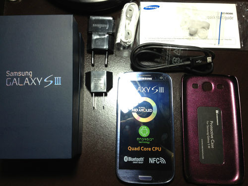 Samsung Galaxy S III GT-I9300 - 32GB Unlocked Smartphone - Click Image to Close