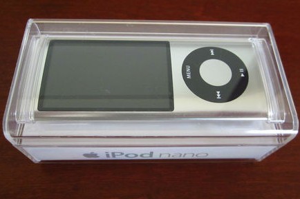Apple iPod nano 5th Generation Silver 16 GB NEW MP3 - Click Image to Close