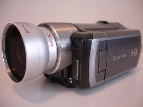 Canon HF100 DV Camcorder - Click Image to Close